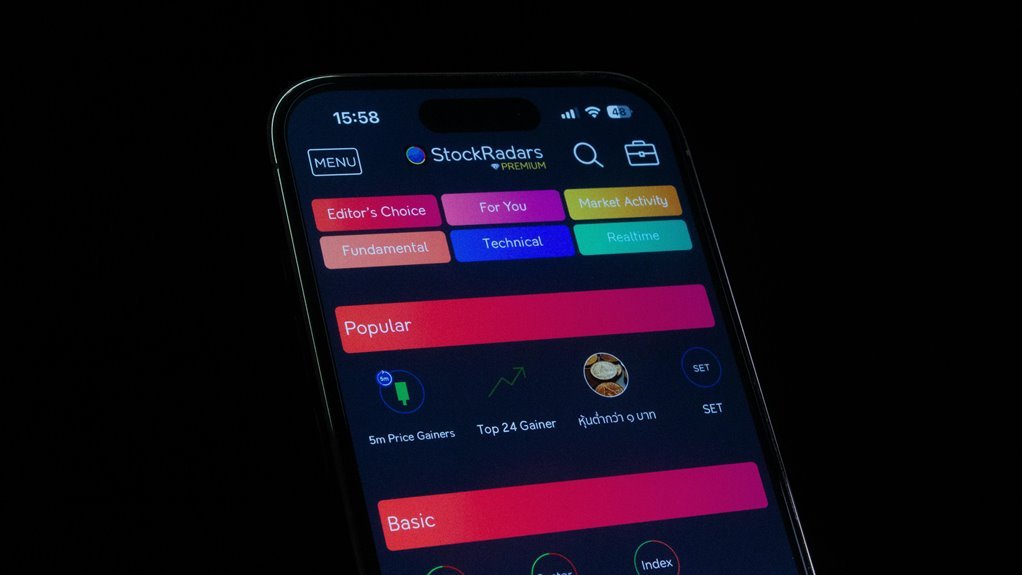 smart radar start phone lookupreveal